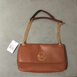 Small leather shoulder bag